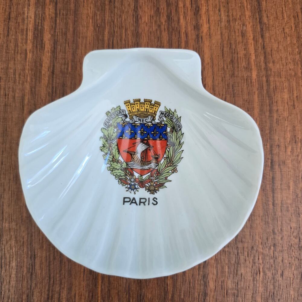 Vintage Limoges Porcelain Sea Shell Trinket Dish Paris Coat of Arms Heritage